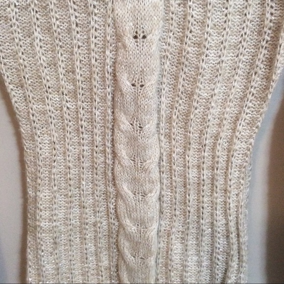 2 for $30✨ Devoted Luxury Soft Shimmer Sweater - Picture 2 of 3